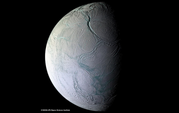 Satürnün 82 Uydusundan Biri Olan Enceladusta Okyanus Akıntıları Keşfedildi