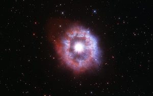 Hubble captures giant star