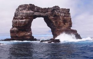 Galapagosun Ünlü Darwin Kemeri Çökerek Sulara Karıştı
