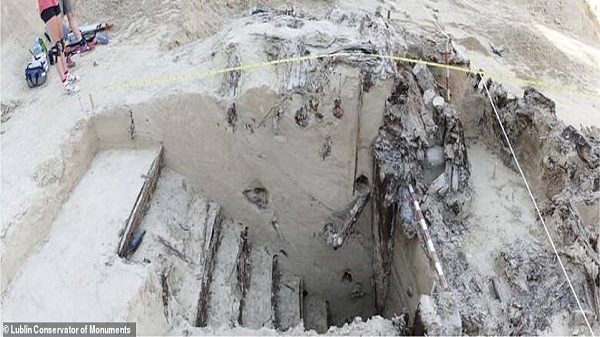 Otopark Kazısı Yaparken Yer Altında Nazi Sağınağı Keşfedildi