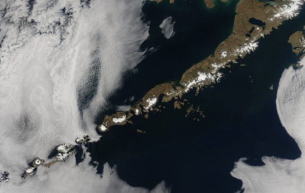 Alaskada Bilinmeyen Bir Nedenle Volkanlar Yoğunlaştı ve Patlıyor