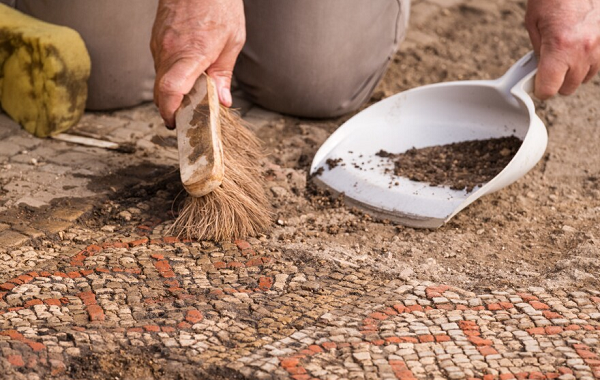 Önce Bir Kralın Cesedini, Şimdi Bir Truva Savaşı Mozaiğini Ortaya Çıkardılar