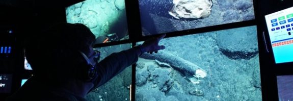 Pasifik Okyanusunun Derinliklerinde Dev