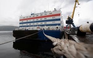Rusyanın Deney Amaçlı 'Yüzen Çernobil'i Nükleer Enerji ile Evleri Isıtıyor
