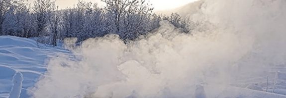 Dünyanın En Soğuk Köyünde "Zombi Yangınları" -60 °C'de Yanıyor (Video)