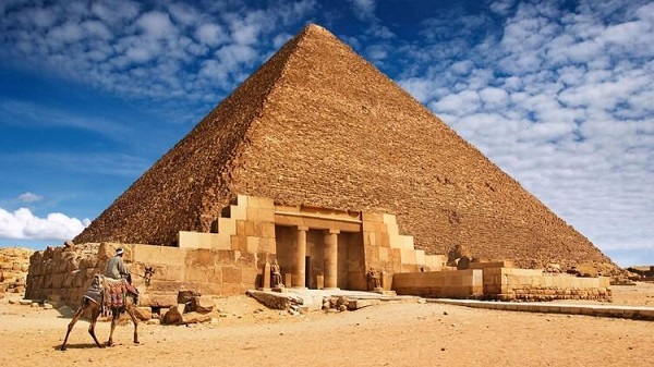 Bir Papirüs, Büyük Piramidin Nasıl İnşa Edildiğini Ortaya Koyuyor