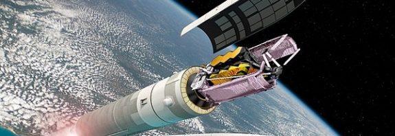 Dünyanın En Güçlü Teleskobu, Uzayda Bir Nokta Gibi Süzülürken Kayda Alındı