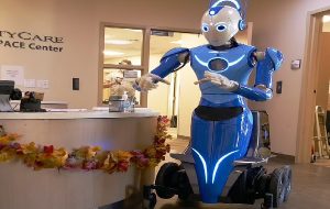 Gerçek Cybermen’lerin Yükselişi Şişe açabilen, iğne yapabilen veya 30 kilo  kaldırabilen çevik robotlar, sizlere yardım etmek için ortaya çıkacakları  konusunda ısrar ediyorlar. (işinizi almak için değil)