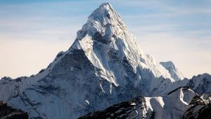 Çin Everest Dağında Büyük Bir Maden Keşfi Yaptı