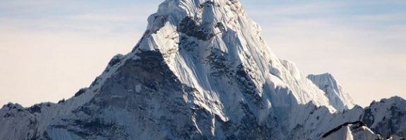 Çin Everest Dağında Büyük Bir Maden Keşfi Yaptı