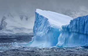 Scientists discover a giant groundwater system under the ice sheet in Antarctica