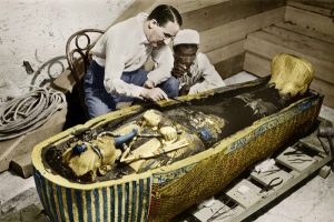 Howard Carter Tutankamon’un Eserlerini mi Çaldı