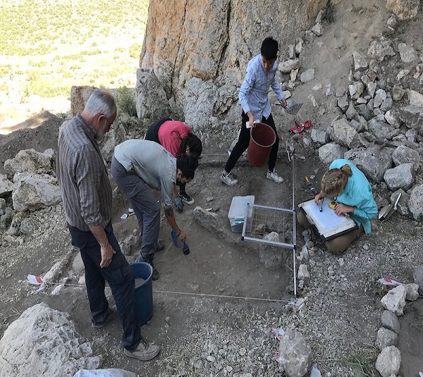 Pınarbaşı Kazılarında 16.000 Yıllık Mezarlık Bulundu