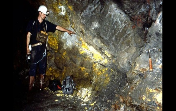 1.7 billion years ago, Earth had a natural nuclear reactor