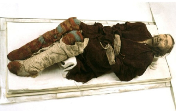 The history of ancient Aryan mummies and the enigmatic Chinese pyramids