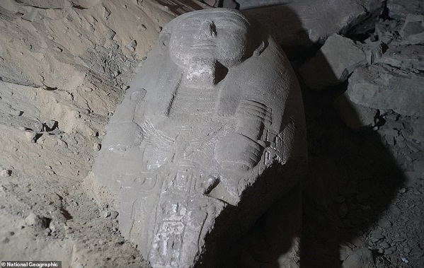 Mısırda Keşfedilen 3300 Yıllık Lahit "Rüya Gibi Bir Keşif" Olarak Karşılandı