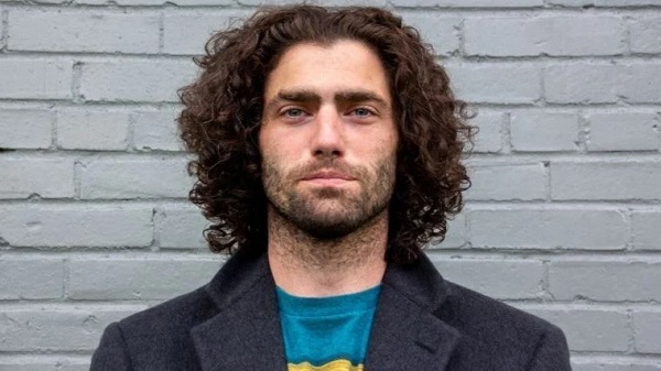 Diğer Memelilere Göre İnsanlarda Neden Daha Az Kıl Var?