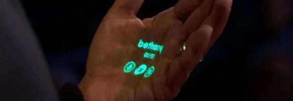 Akıllı Telefonların Yerini Alacağı Söylenen Cihaz Tanıtıldı