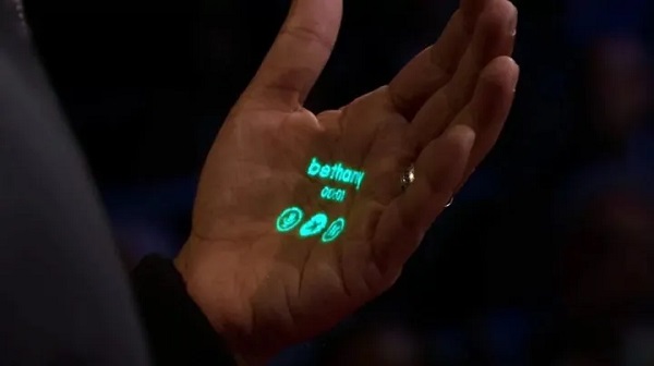 Akıllı Telefonların Yerini Alacağı Söylenen Cihaz Tanıtıldı