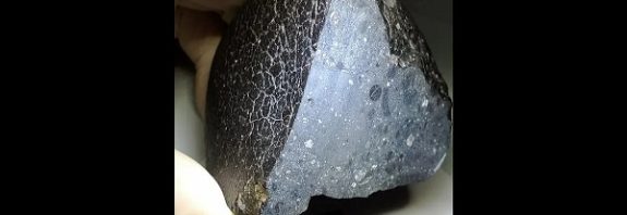 Meteorite Hunters Using Magnets Wiped Our Best Chance To Confirm Mars’ Ancient Magnetic Field