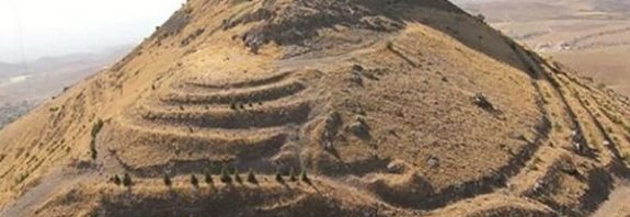 4,000-Year-Old Hidden Tunnel Discovered in Ancient Castle in Turkey