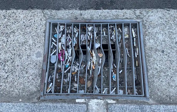 Zehirli Saatli Bomba: Yere Atılan İzmaritlerin Tehlikeleri