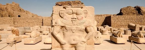 Ancient Egyptians Drank A Gnarly Brew Of Hallucinogenic Drugs And Human Blood