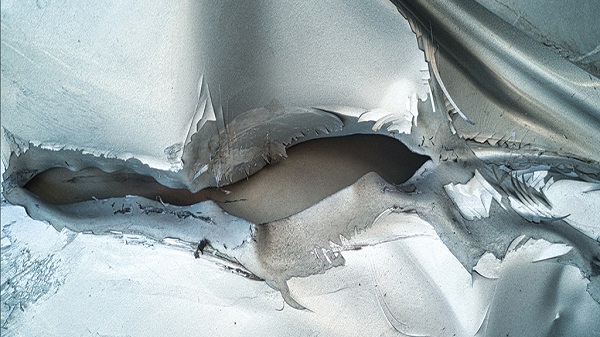 A Cracked Piece of Metal Healed Itself in an Experiment That Stunned Scientists