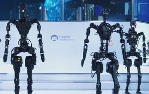 Çinli Şirket Evde Kullanılabilecek Evrensel Bir İnsansı Robot Tanıttı 