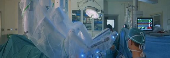 Washington University surgeons perform first-ever robotic liver transplant in the US