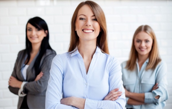 Her On Kadından Sekizi 2030 Yılına Kadar İşini Kaybedebilir