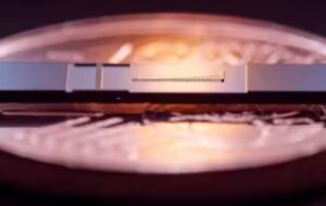 The smallest particle accelerator just fired up, and it opens up a world of possibilities