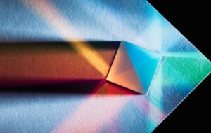 350-Year-Old Theorem Reveals 'Profound' Connection Between Properties of Light