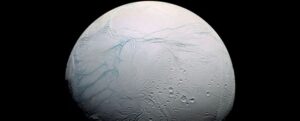 Enceladus'un Denizlerindeki Kimyasal Harika: Yaşam İçin Bir Mekanizma