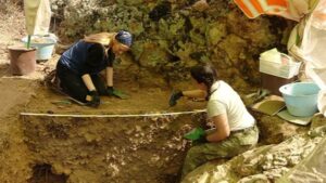 Çanakkale'deki Mağarada 86 Bin Yıl Öncesine Ait İnsanların İzleri Bulundu