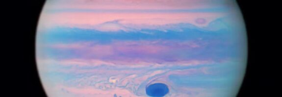 Hubble Uzay Teleskobu Jüpiter'in Morötesi Görüntülerini Yakaladı