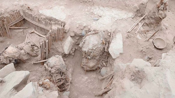 Peru'nun İnka Öncesi Dönemine Ait Lima'daki Kutsal Tören Alanında Ortaya Çıkan 1000 Yıllık Çocuk Mumyaları Şaşırtıcı Keşiflere Yol Açtı!