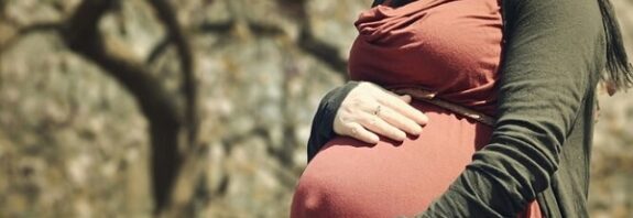 50 Milyonda 1 İhtimal: Çift Rahimli Kadın Her İkisinden de Çocuk Bekliyor