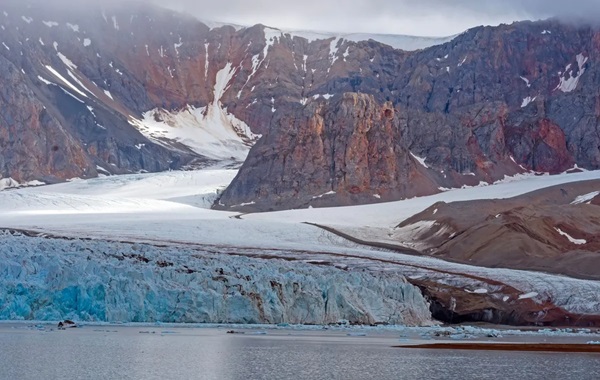 US scientists discover 'ice pimples' in Arctic's warming seafloor
