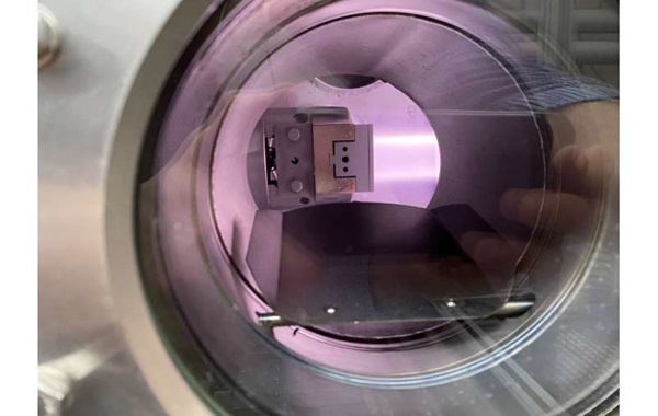 Newly developed material gulps down hydrogen, spits it out, protects fusion reactor walls