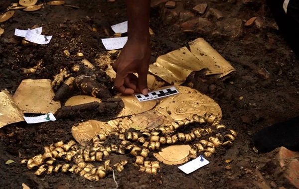 Dazzling Gold Treasures Found In 1,300-Year-Old Tomb In Panama