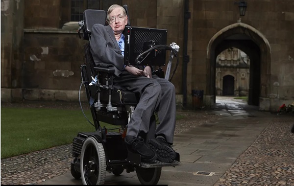 Stephen Hawking Uzaylı
