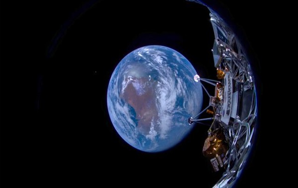 ‘Dawn of astronomy’: Moon takes Earth selfie with radio waves