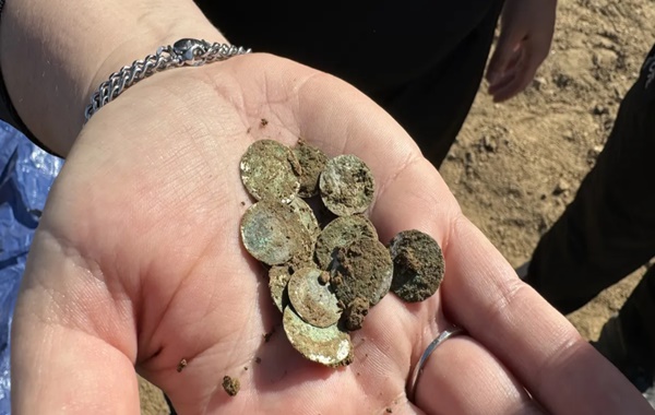 Yürüyüşe Çıkan Kadın