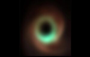 Kara Deliklerin Sırları