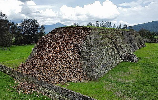 1.000 Yıllık Piramidin Çöküşü 'Yaklaşan Kıyamet' Korkularına Yol Açtı