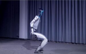 China’s humanoid robot sets 4.6-foot record for longest standing jump ever
