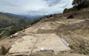 Antik Roma Kentinde Mozaik Zeminli Devasa Hamamlar Bulundu
