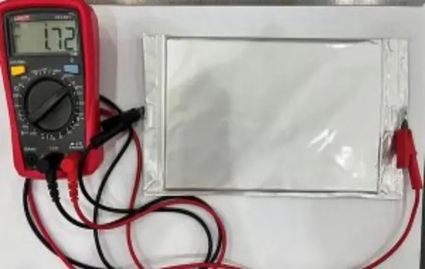 Revolutionary Aluminum Battery Achieves 99% Retention After 10,000 Cycles