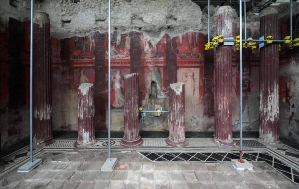 Arkeologlar Pompeiide